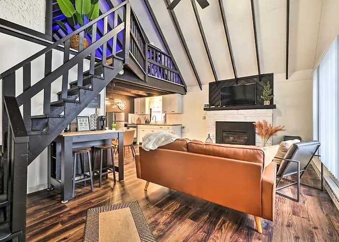 Pet-Friendly Cabin In Pocono Lake!